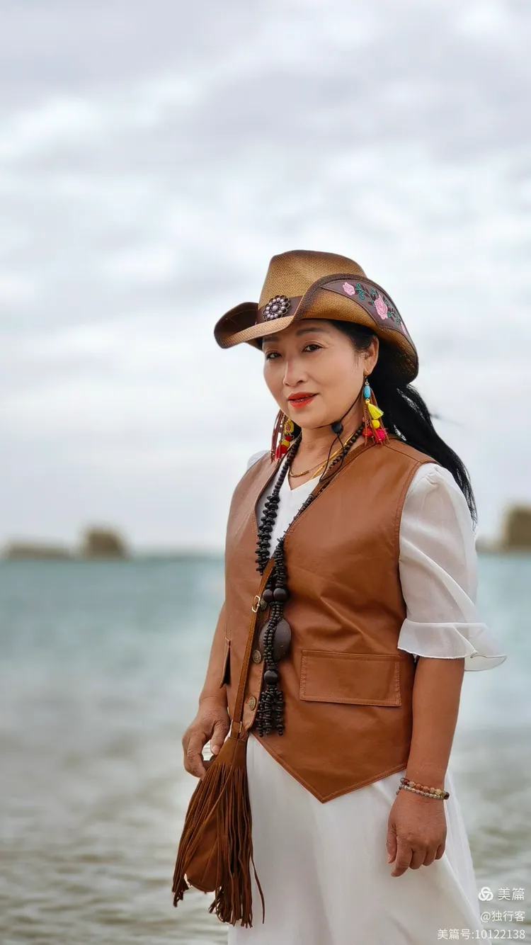 青甘行记:觅水上雅丹